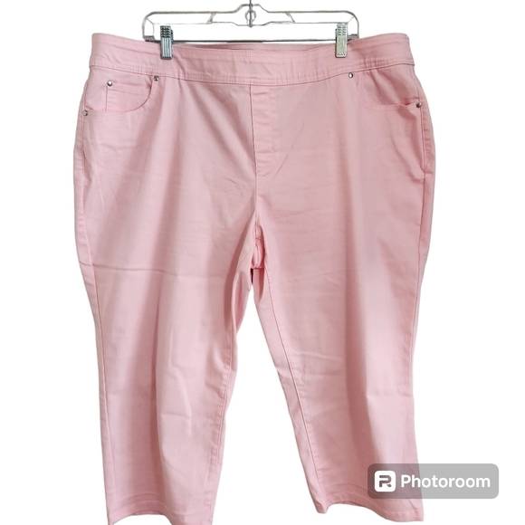 Kim Roger's pink Capris - Picture 1 of 5